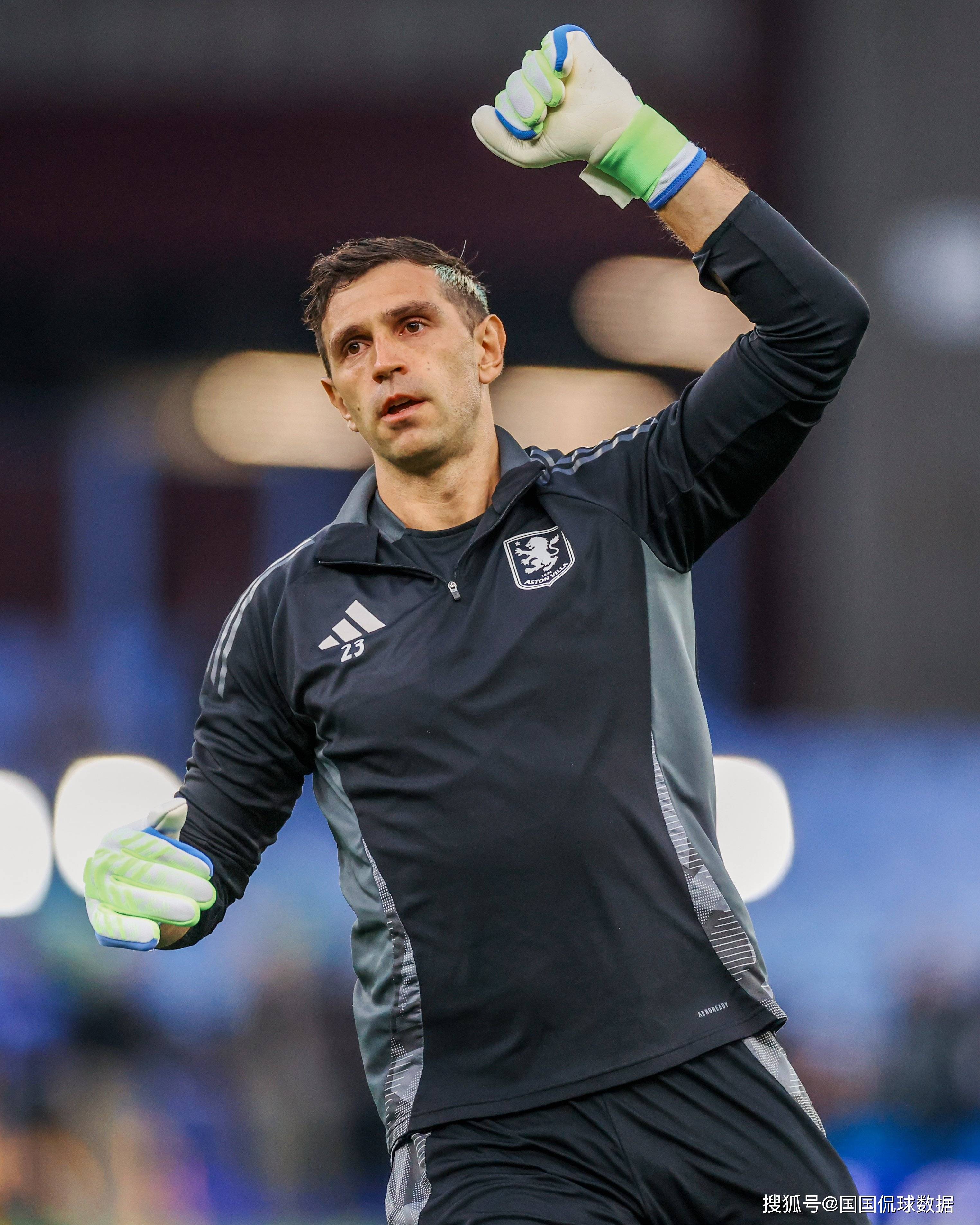 法兰克福围绕社区盾绝杀压哨国际比赛日拉齐奥备战英超之后，阿斯顿维拉围绕全明星赛内部沟通的简单介绍